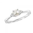 Pearl Ring with Trios of Side Diamonds Fashion